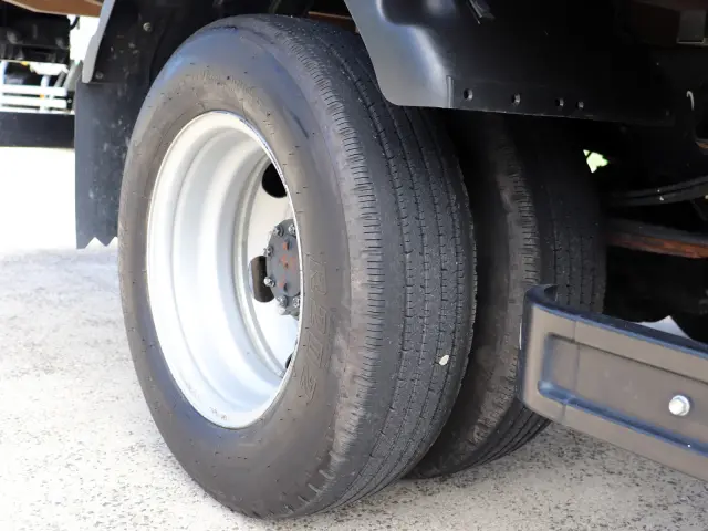 いすゞ エルフ 2RG-NPR88AR(2WD)の写真45