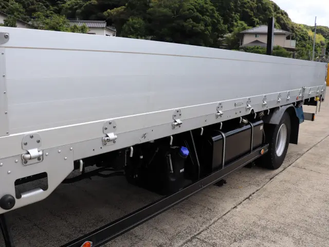 いすゞ フォワード 2RG-FRR90S2(2WD)の写真31