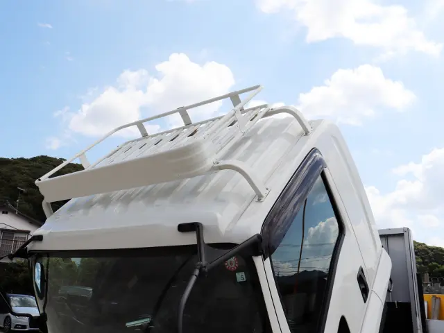 いすゞ フォワード 2RG-FRR90S2(2WD)の写真32