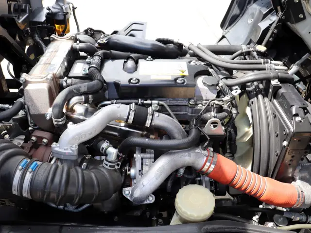 いすゞ フォワード 2RG-FRR90S2(2WD)の写真50