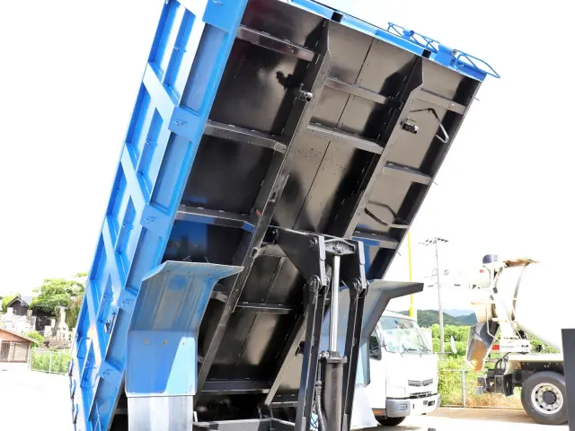 いすゞ エルフ TKG-NPR85YN(2WD)の写真14