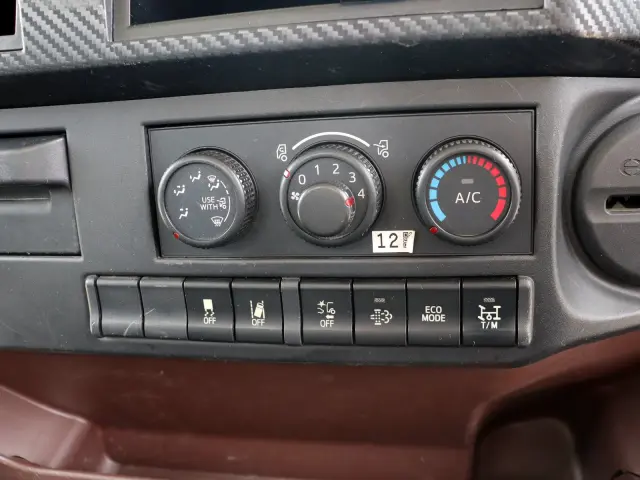 日野 レンジャー 2KG-FC2ABA(2WD)の写真48