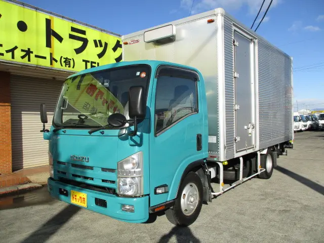 いすゞ エルフ BKG-NPR85AN(2WD)の写真1