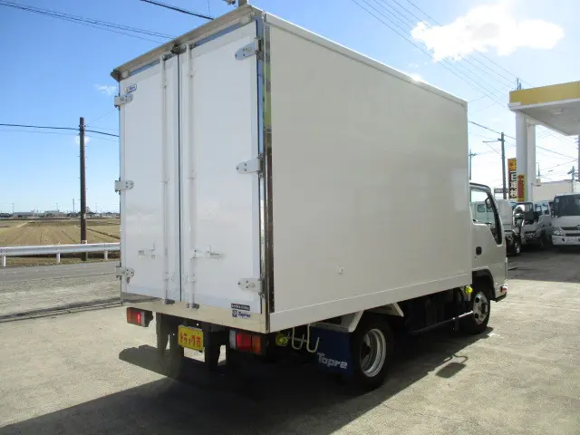 いすゞ エルフ TRG-NJR85A(2WD)の写真2