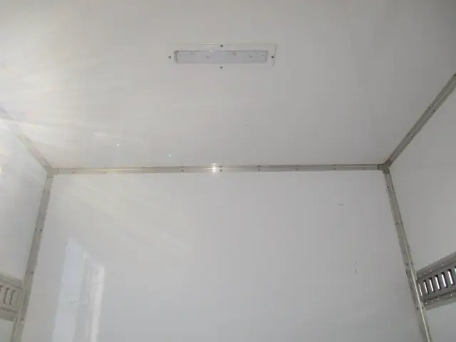 いすゞ エルフ TRG-NJR85A(2WD)の写真7