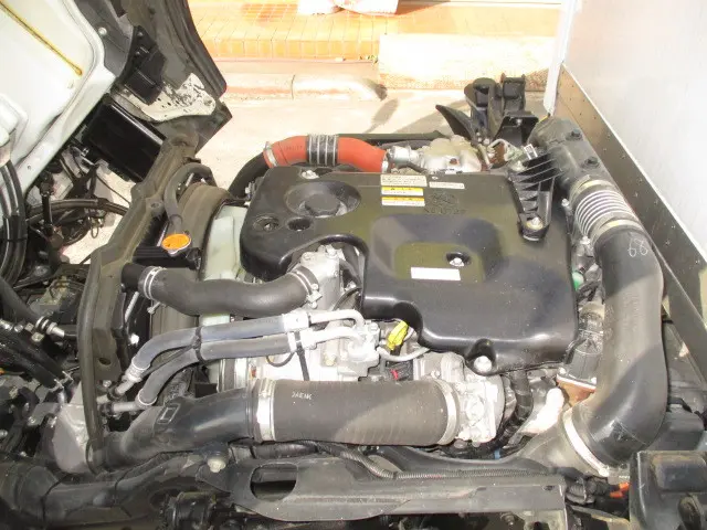 いすゞ エルフ TRG-NJR85A(2WD)の写真11