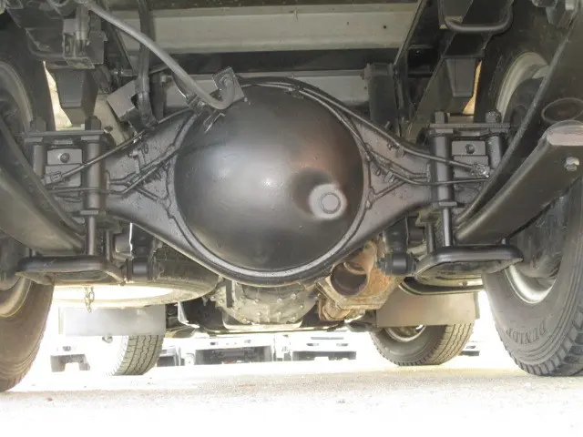 いすゞ エルフ TRG-NJR85A(2WD)の写真26