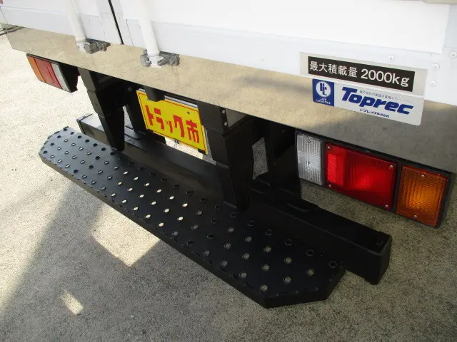 いすゞ エルフ TRG-NJR85A(2WD)の写真40