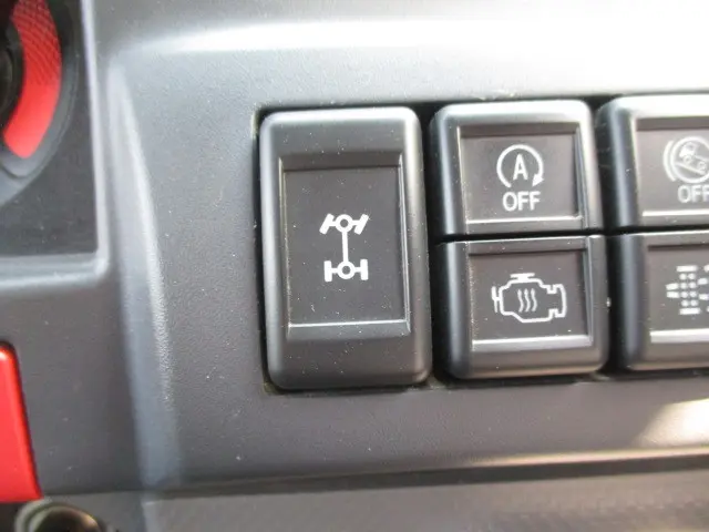 いすゞ エルフ TRG-NJS85A(4WD)の写真14