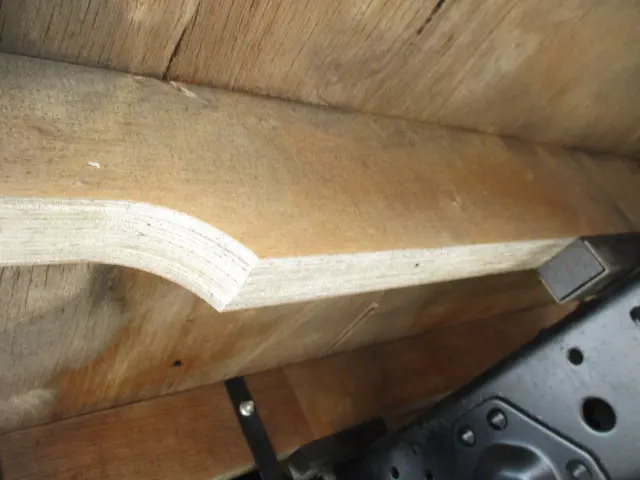 いすゞ エルフ TRG-NJS85A(4WD)の写真26