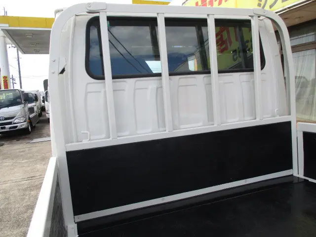 いすゞ エルフ TRG-NJS85A(4WD)の写真37