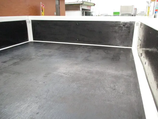 いすゞ エルフ TRG-NJS85A(4WD)の写真39