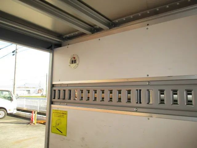 トヨタ ダイナ 2RG-XZC605(2WD)の写真10