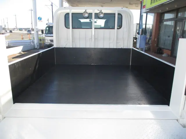 トヨタ トヨエース LDF-KDY281(4WD)の写真3