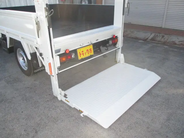 トヨタ トヨエース LDF-KDY281(4WD)の写真4