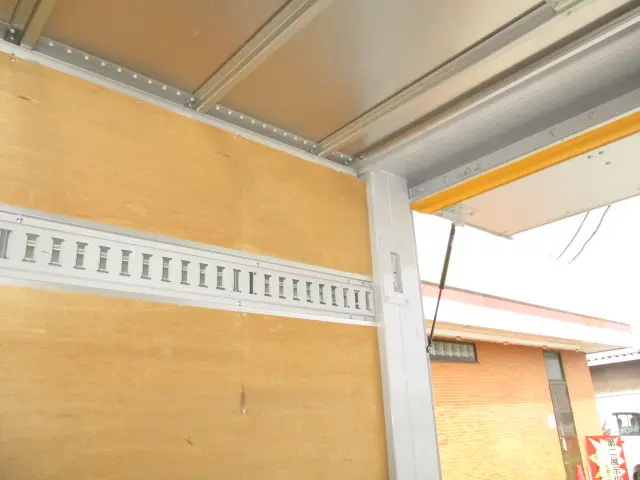 トヨタ ダイナ LDF-KDY231(2WD)の写真7