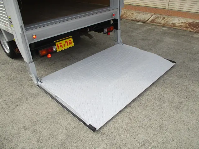 トヨタ ダイナ LDF-KDY231(2WD)の写真14