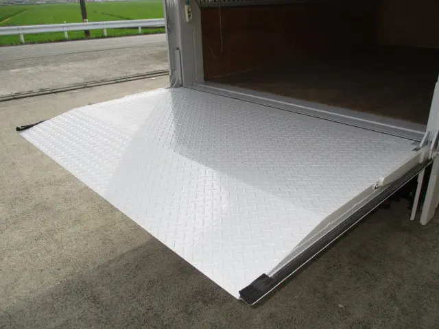 トヨタ ダイナ LDF-KDY231(2WD)の写真15