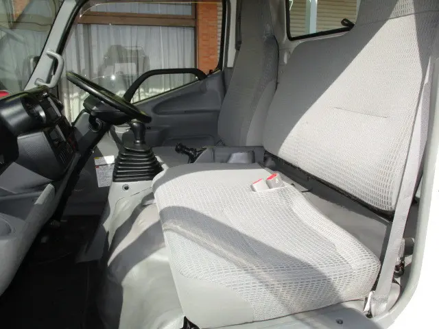 トヨタ ダイナ TKG-XZU675(4WD)の写真15