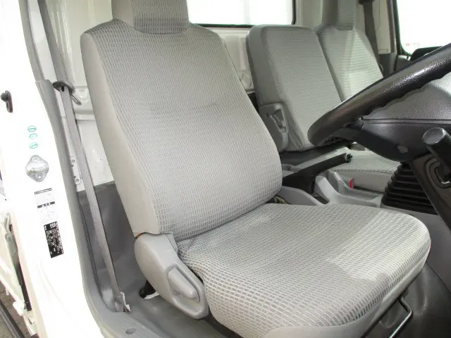 トヨタ トヨエース TKG-XZU775(4WD)の写真7