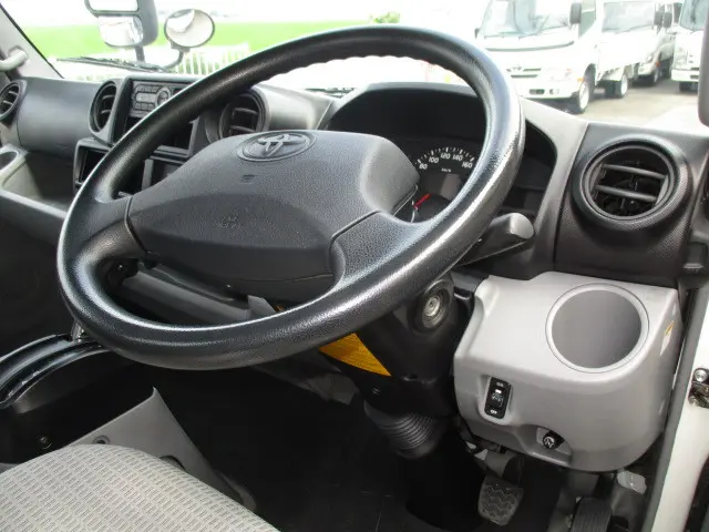 トヨタ トヨエース TPG-XZU655(2WD)の写真14