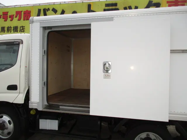 日野 デュトロ TKG-XZU675M(4WD)の写真13
