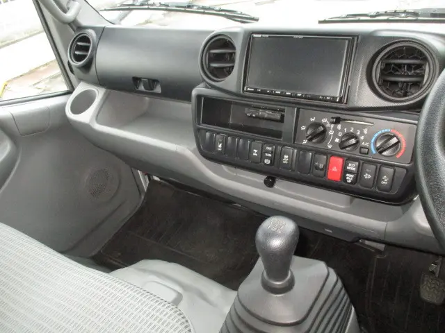 日野 デュトロ TKG-XZU675M(4WD)の写真20