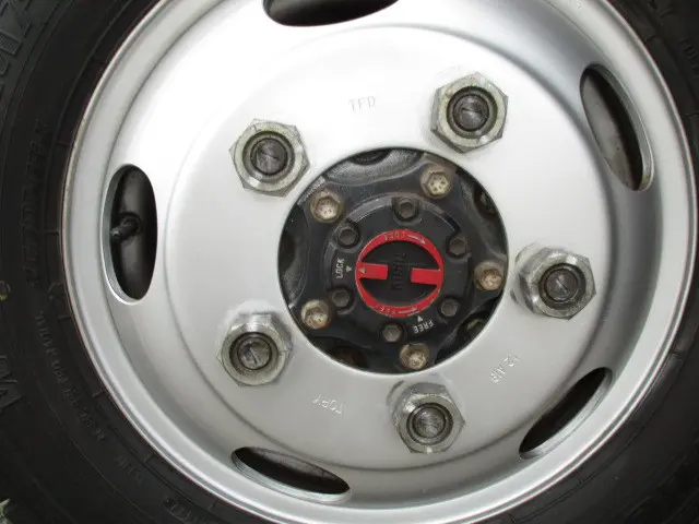 日野 デュトロ TKG-XZU675M(4WD)の写真29