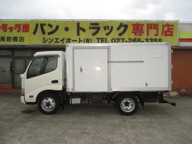 日野 デュトロ TKG-XZU675M(4WD)の写真43