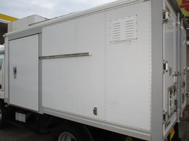 日野 デュトロ TKG-XZU675M(4WD)の写真47