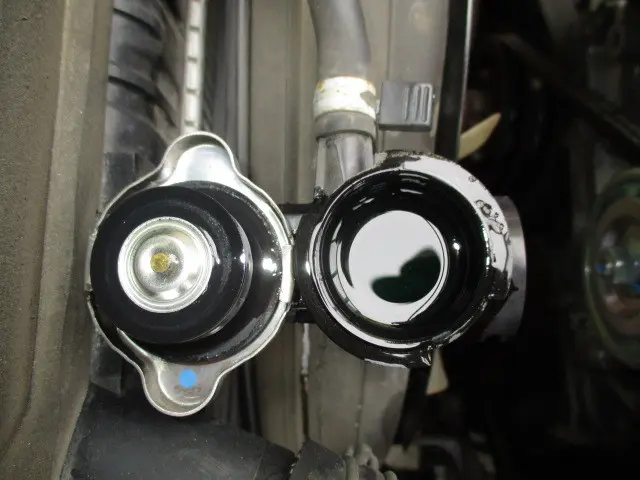 いすゞ エルフ TRG-NJR85A(2WD)の写真13