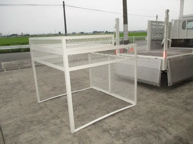 いすゞ エルフ TRG-NJR85A(2WD)の写真32