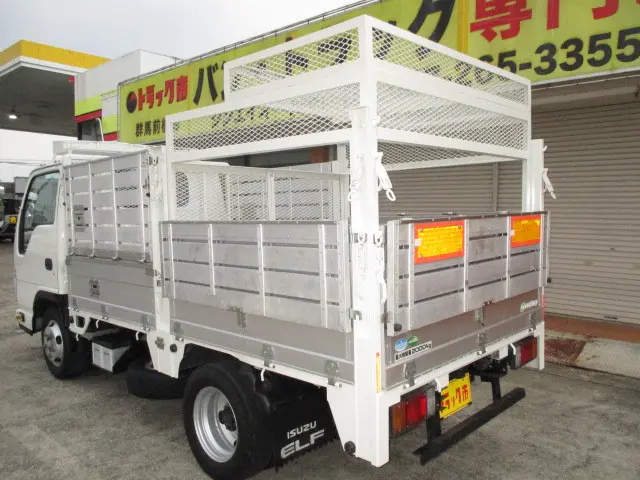 いすゞ エルフ TRG-NJR85A(2WD)の写真38