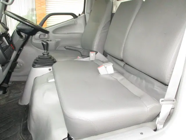 トヨタ トヨエース QDF-KDY231(2WD)の写真9