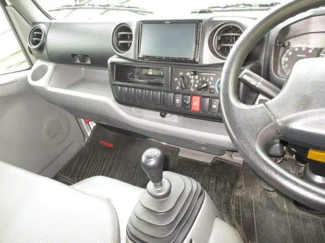 トヨタ トヨエース QDF-KDY231(2WD)の写真11