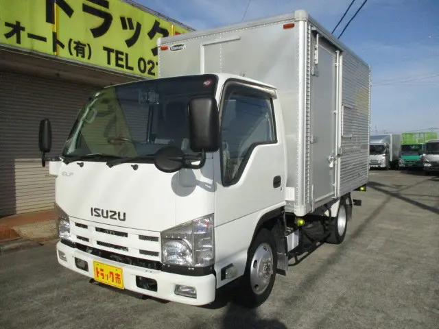 いすゞ エルフ TKG-NJS85AN(4WD)の写真1