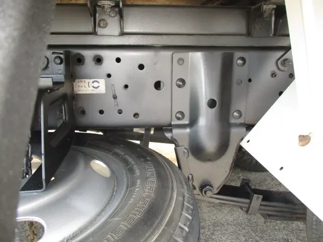 いすゞ エルフ TKG-NJS85AN(4WD)の写真27