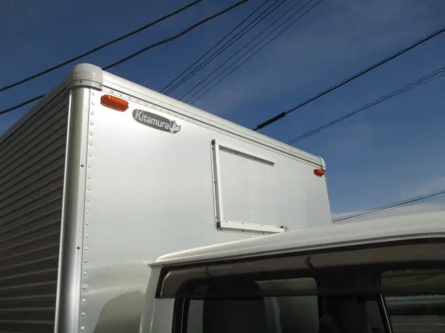 いすゞ エルフ TKG-NJS85AN(4WD)の写真45