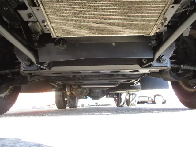 いすゞ エルフ BKG-NHR85AN(2WD)の写真30