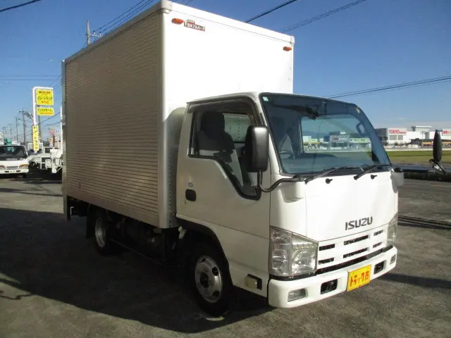 いすゞ エルフ BKG-NHR85AN(2WD)の写真34
