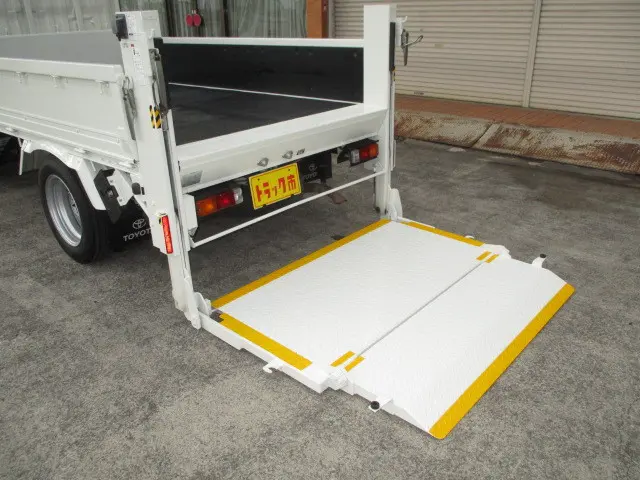 トヨタ ダイナ LDF-KDY231(2WD)の写真4