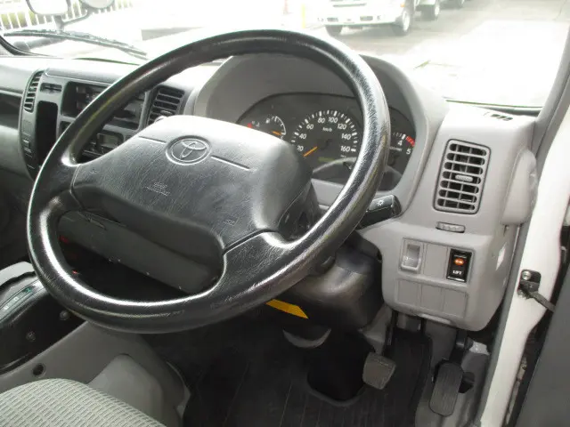 トヨタ ダイナ LDF-KDY231(2WD)の写真13