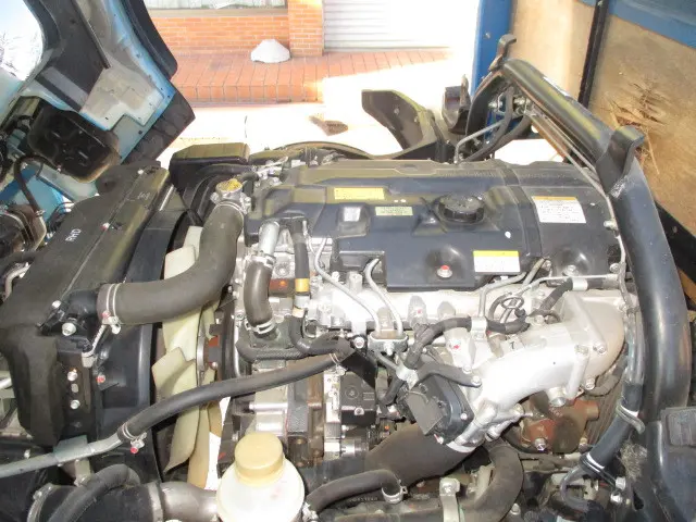 三菱 キャンター PDG-FE83DY(2WD)の写真8