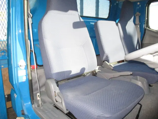 三菱 キャンター PDG-FE83DY(2WD)の写真11