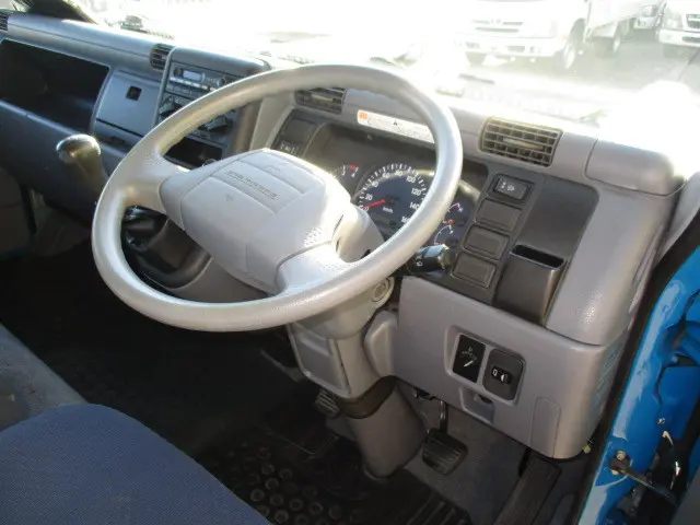 三菱 キャンター PDG-FE83DY(2WD)の写真13