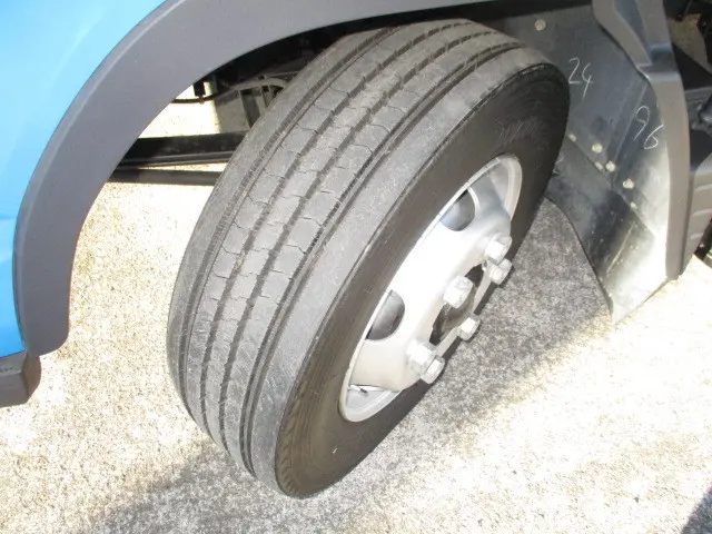 三菱 キャンター PDG-FE83DY(2WD)の写真16