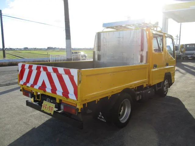 三菱 キャンター PDG-FE70B(2WD)の写真2