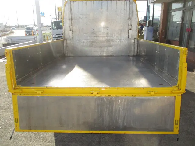 三菱 キャンター PDG-FE70B(2WD)の写真3