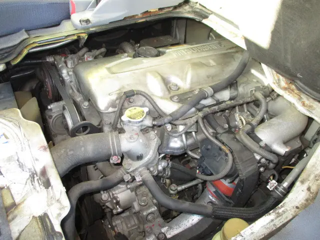 三菱 キャンター PDG-FE70B(2WD)の写真4