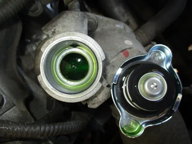 三菱 キャンター PDG-FE70B(2WD)の写真6